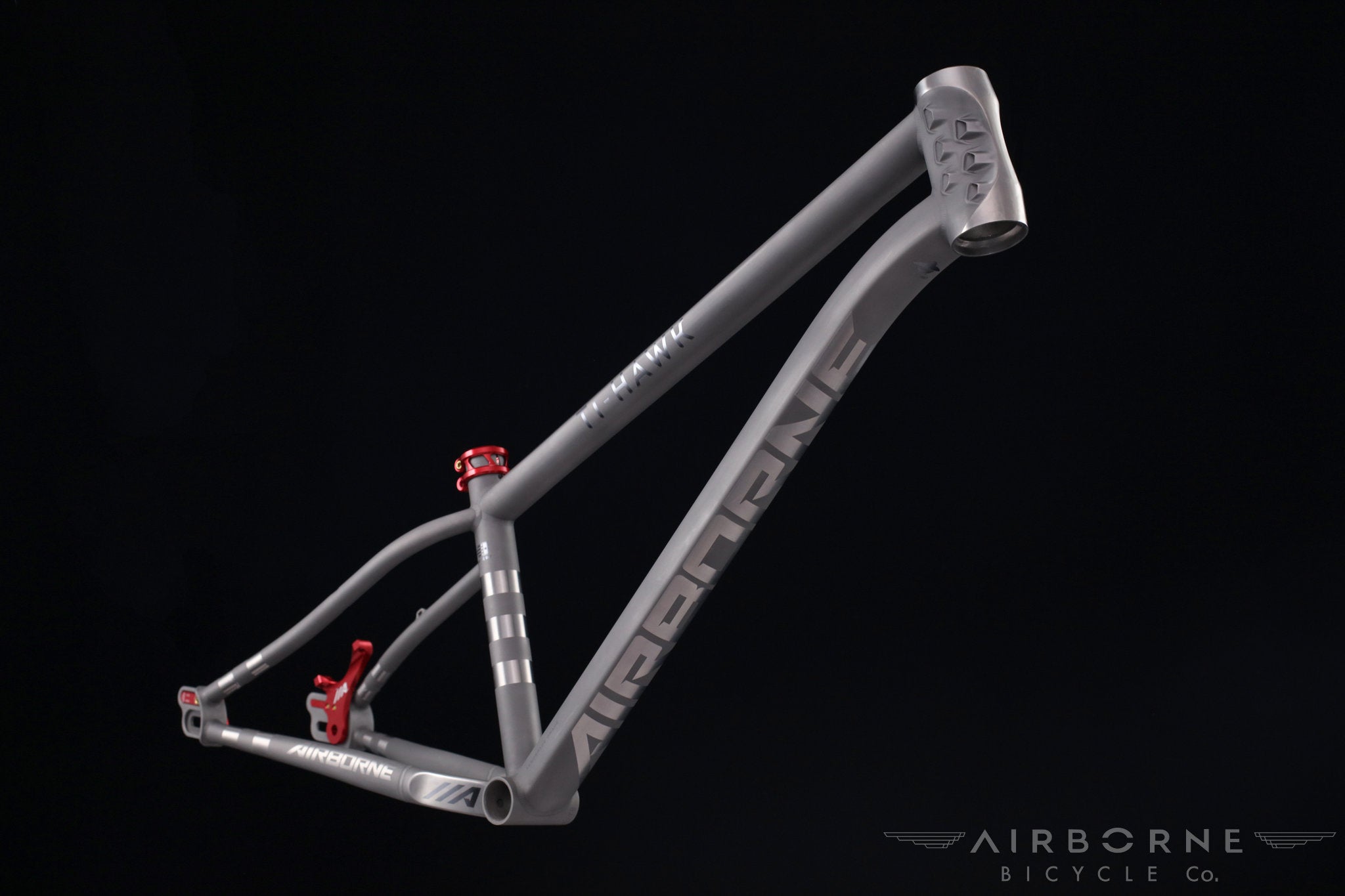 Ti-Hawk // Cadre de Dirt Jump en Titane